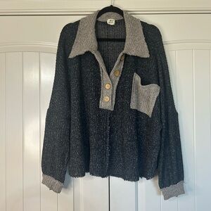 Blue Buttercup - Black/Beige Woven Boutique Top. Size Large.